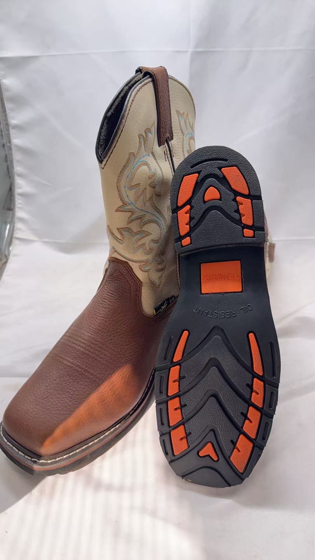 Golden Retriever 9'' Cowboy Work Boot for Men, Wide Square Toe Work Boots, Pull on Comfortable Soft Boots